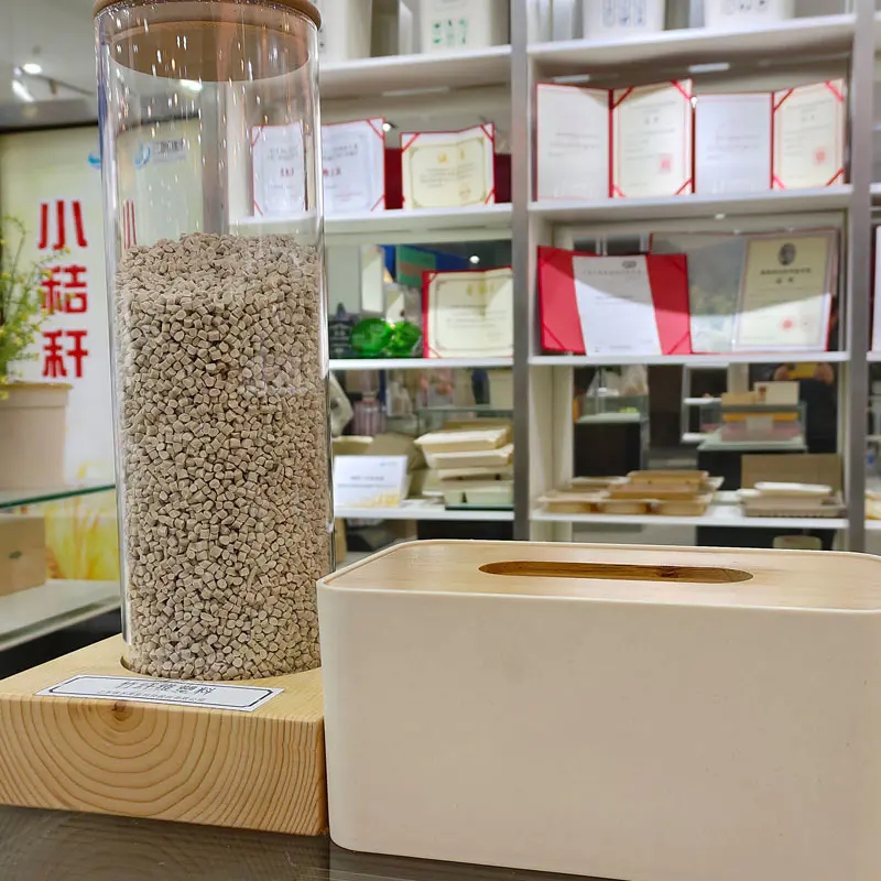 Wat is het verschil tussen duurzaam bamboevezelplastic en gewoon plastic?